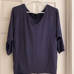 Banana Republic brand, size x-small, fits like small, medium blue top.